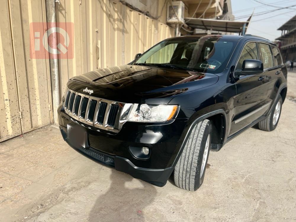 جیپ گراند شیرۆکی